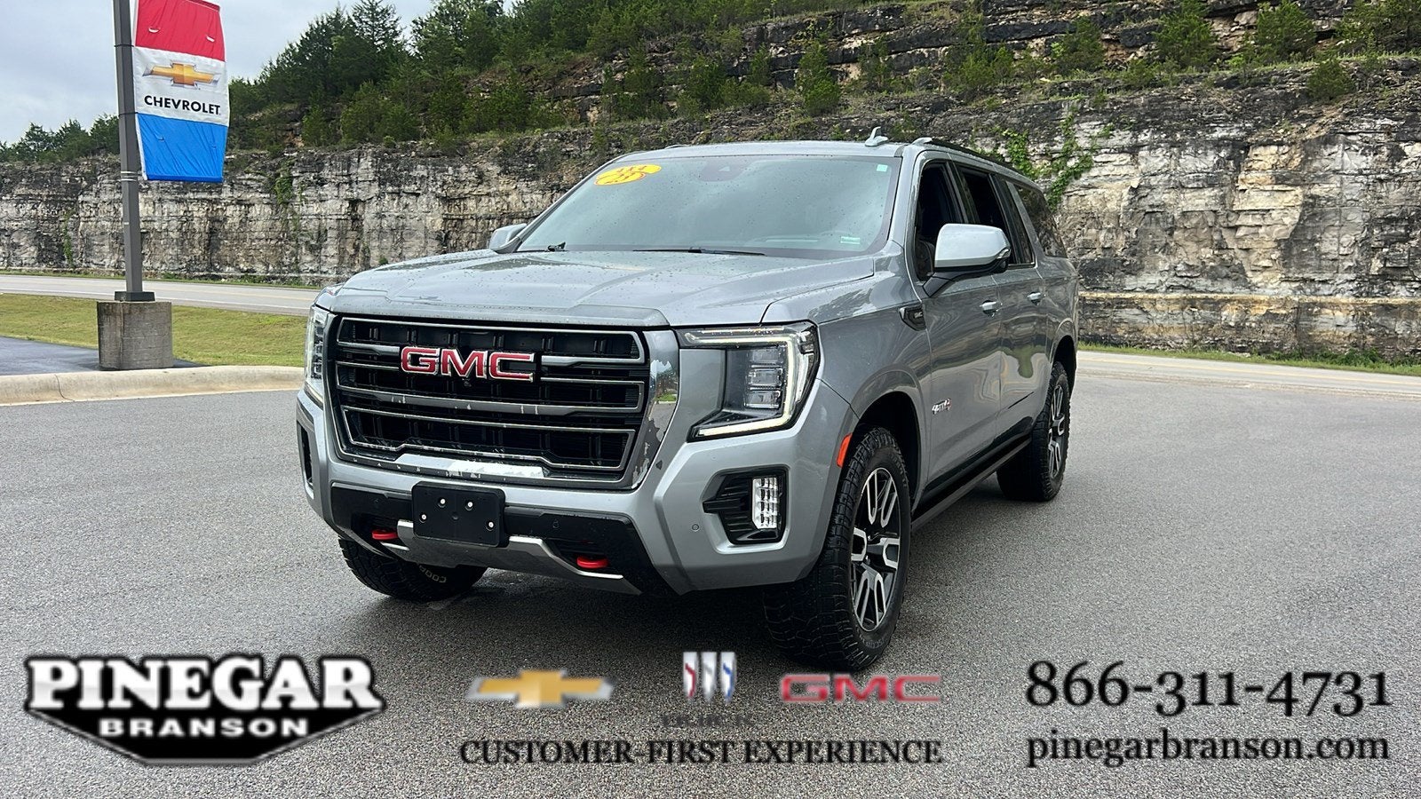 2023 GMC Yukon XL AT4