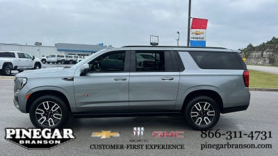 2023 GMC Yukon XL AT4