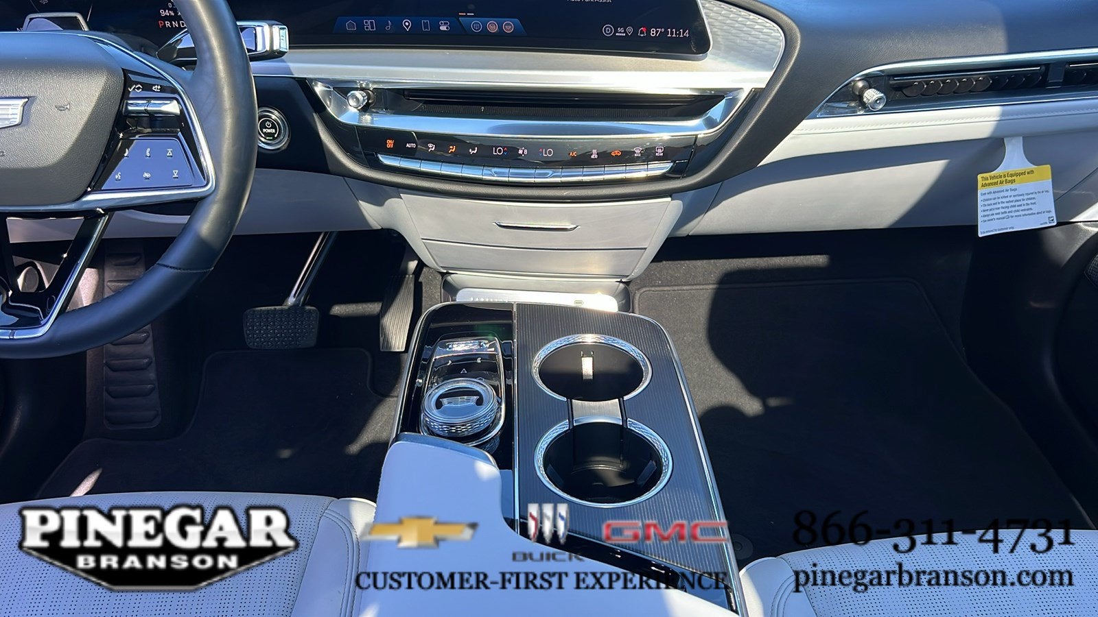 2024 Cadillac LYRIQ Sport 2