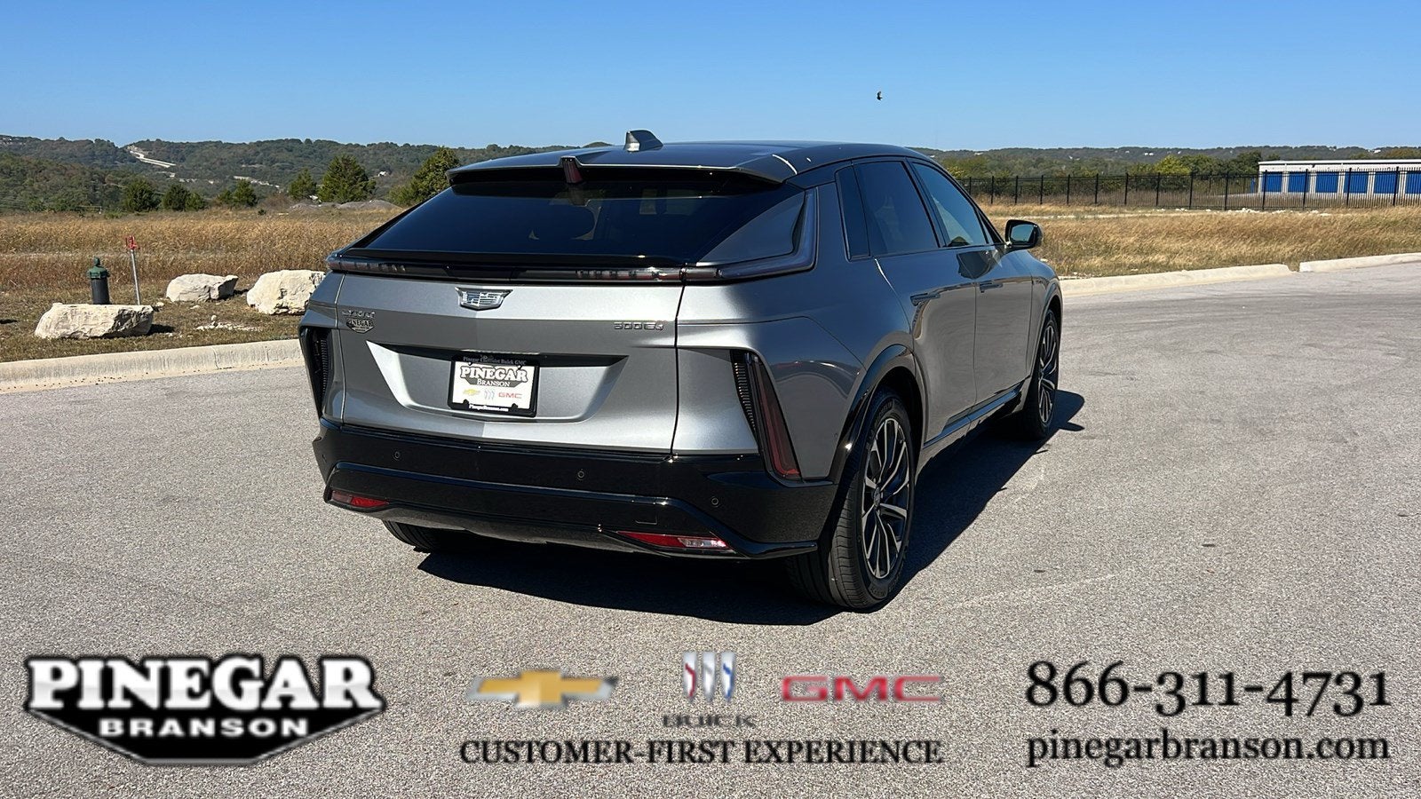 2024 Cadillac LYRIQ Sport 2